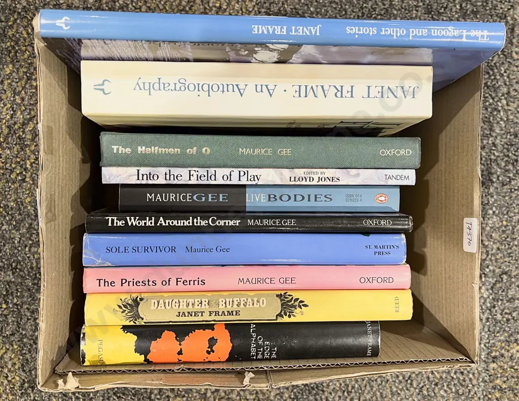 Box of Assorted Janet Frame & Maurice Gee Books Image 1++