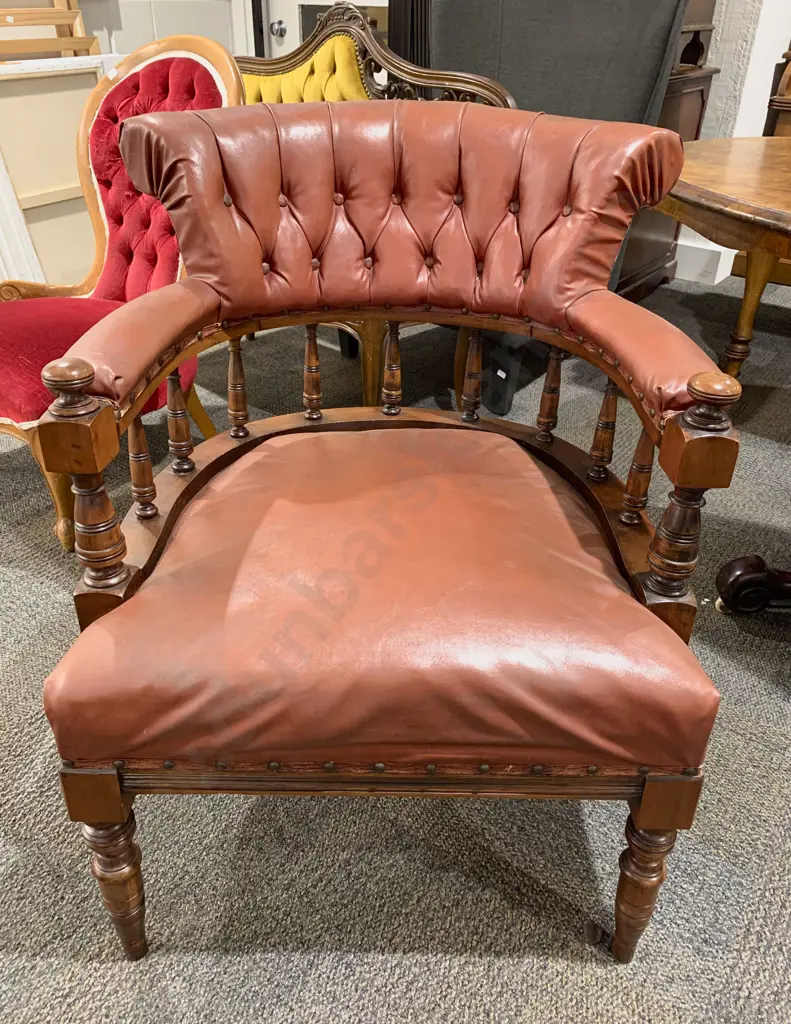 Spindle Back Club Chair Image 1++