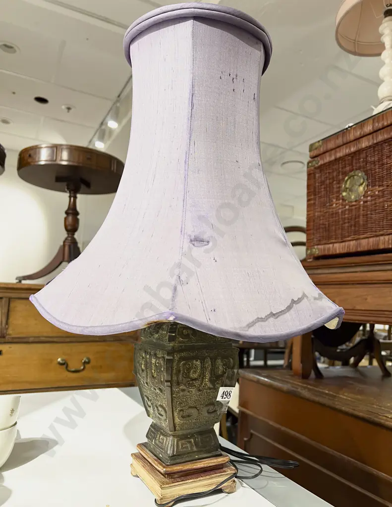 Bronze Vase Form Table Lamp Image 1++