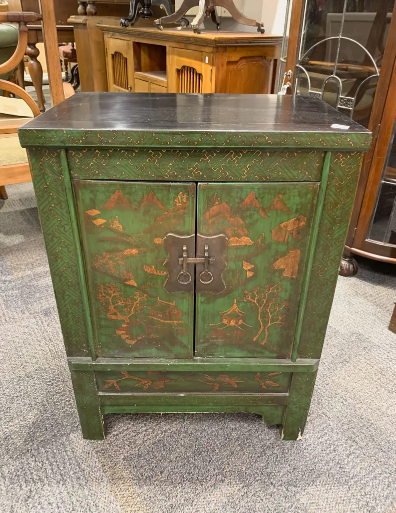 Chinese Green Lacquered Side Cabinet Image 1++