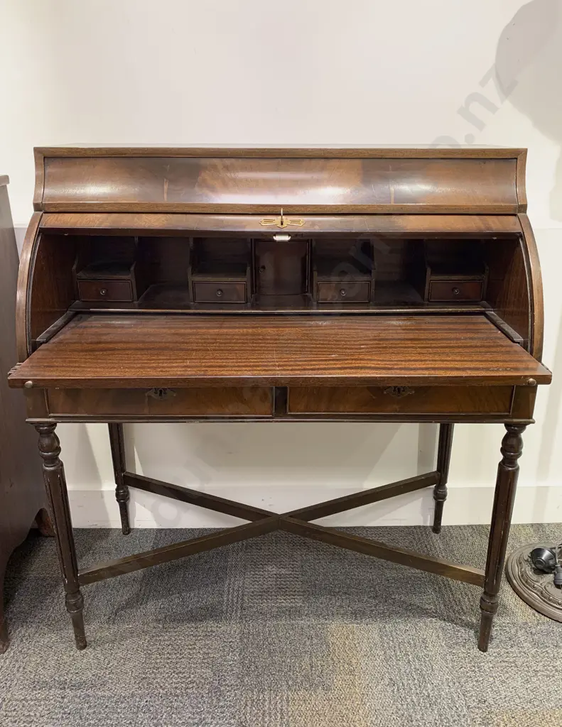 Repro Rolltop Desk Image 1++