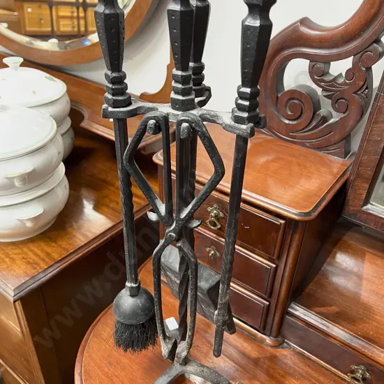 Wrought Metal Fire Tidy Set