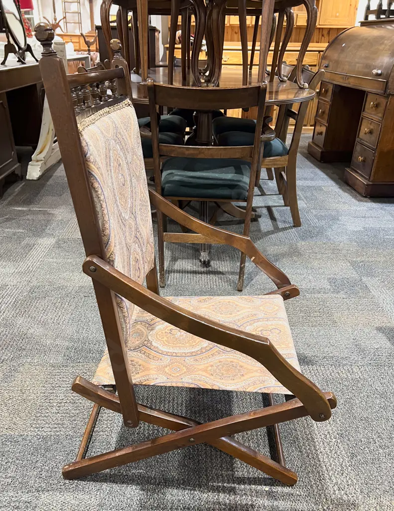 Mahogany Folding Chair Image 1++