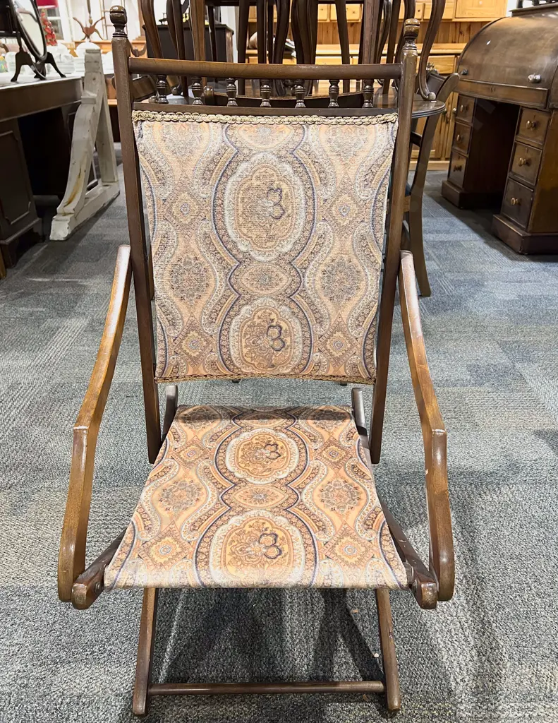 Mahogany Folding Chair Image 1++