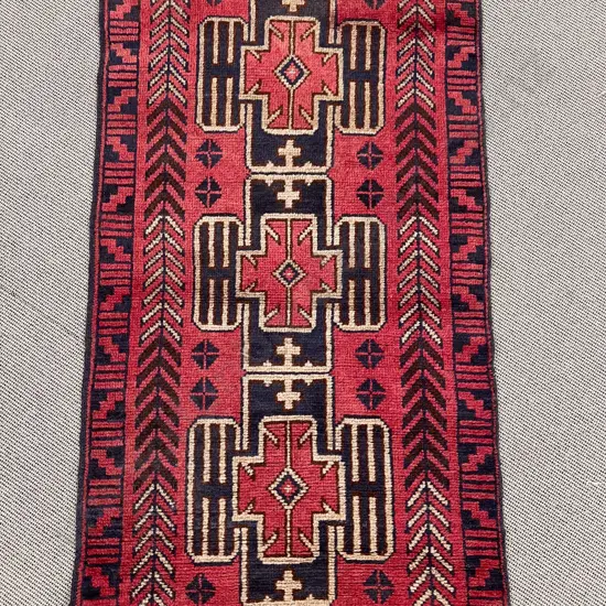 Persian Style Woolen Floor Rug