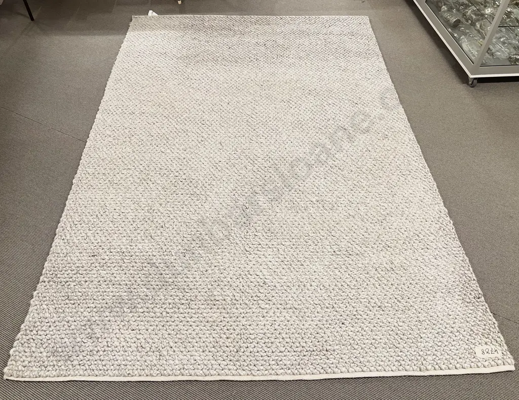 Large Modern Woollen Knotted Floor Rug Image 1++