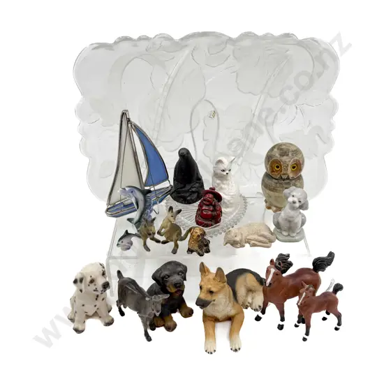 Qty of Assorted Ceramic Figures Etc