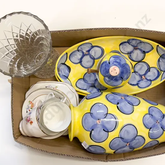 Box with China & Glass Vase