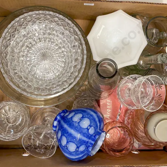 Box of Assorted Glassware