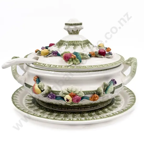 Lidded Tureen on Stand with Spoon