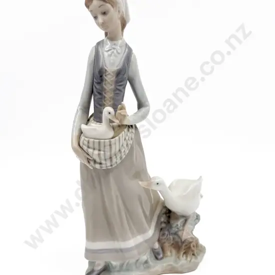 Lladro Figure of Young Girl with Geese