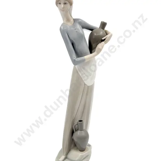Lladro Figure of Young Girl with Amphoras