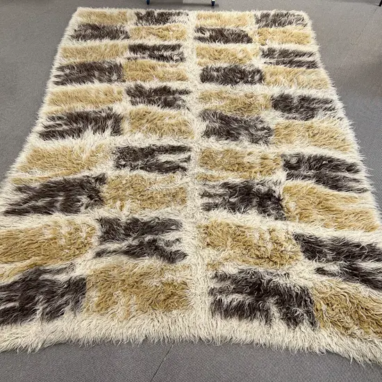 Large Karnezi Design Scandinavian Type "RYA" Floor Rug