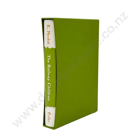 E Nesbet - The Railway Children