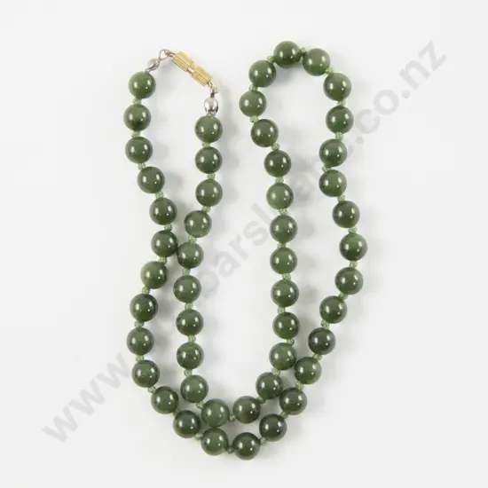 Single Strand Uniform Greenstone Bead Necklace