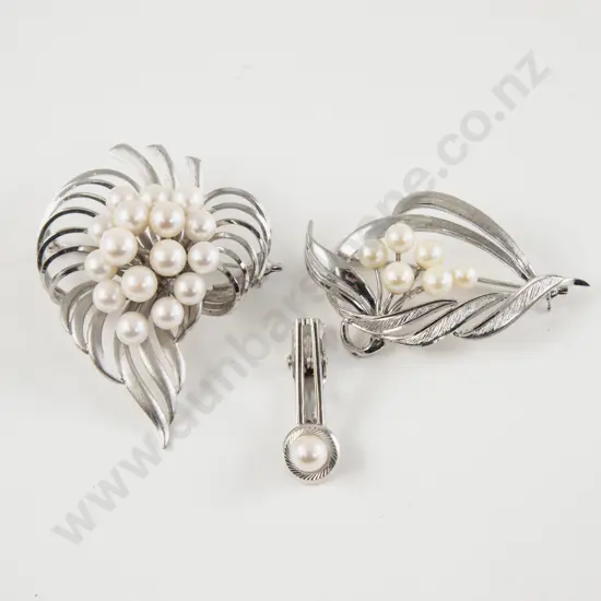 Two S/S Cultured Pearl Spray Brooches and Tie Clip