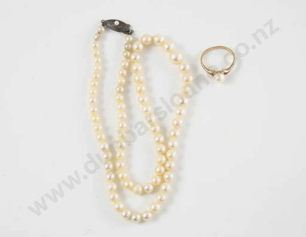 9ct Single Pearl Ring Image 1++