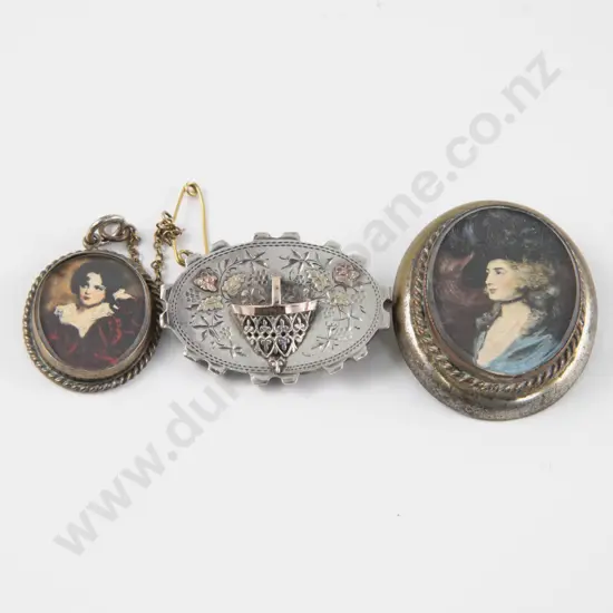 Victorian Gold and S/S Oval Brooch