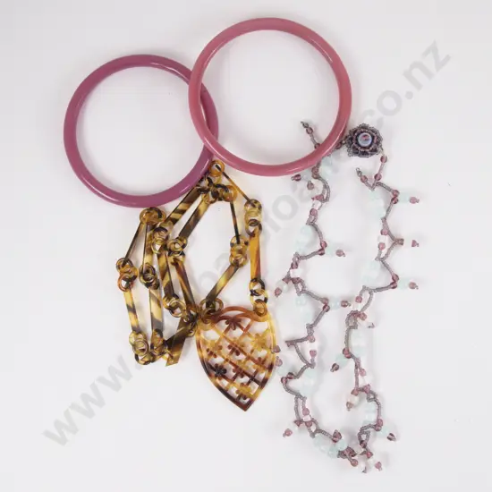 Art Deco Tortoise Shell Necklace