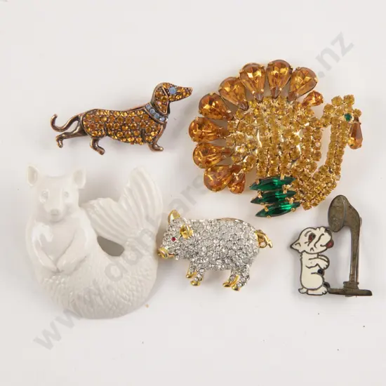 Collection of Assorted Animal Brooches