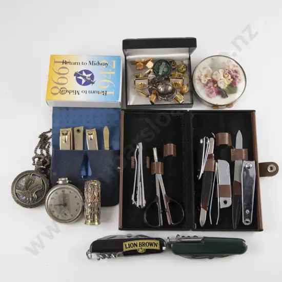 Collection of Assorted Costume Jewellery and Accoutrements