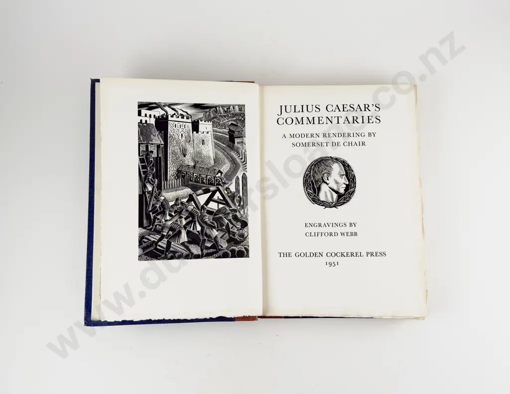 De Chair Somerset - Julius Caesar's Commentaries Image 1++