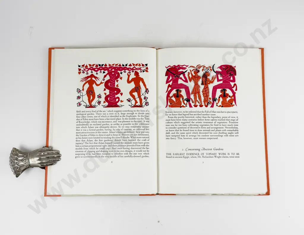 Stewart Cecil - Topiary An Historical Diversion Image 1++