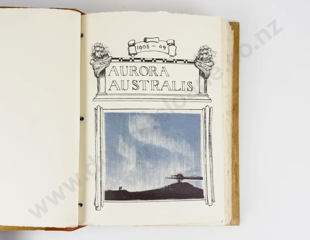 (-) Aurora Australis Image 1++