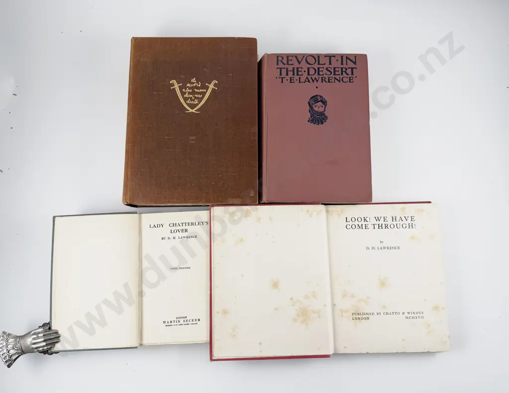 Lawrence T E - Seven Pillars Of Wisdom & 3 Other Volumes Image 1++