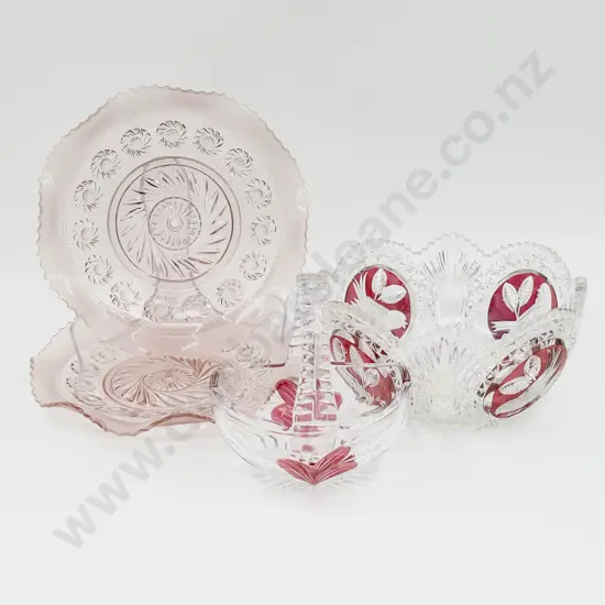 Small Box of Assorted Glass Ware