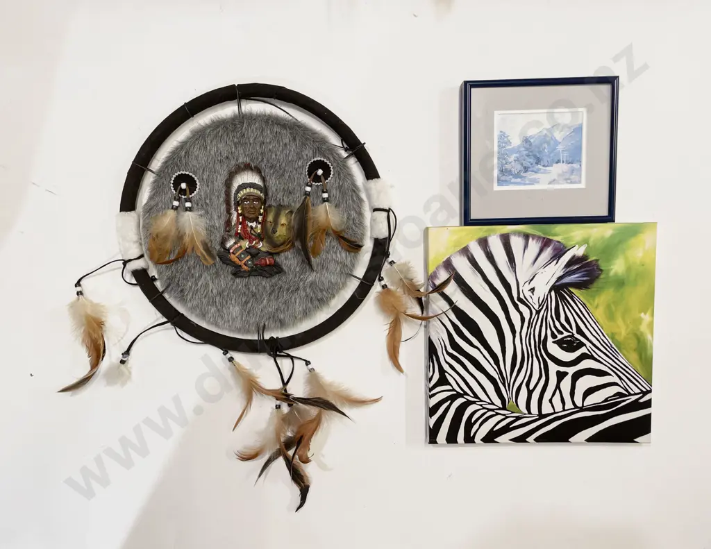 Box of Assorted Soft Toys & Decorative Home Wares Image 1++