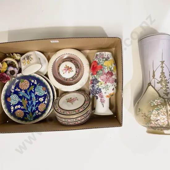 Small Quantity of Assorted Fancy China