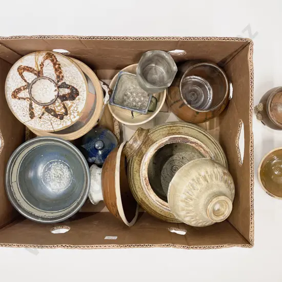 Box of Assorted Pottery
