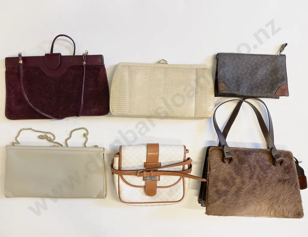 Small Quantity of Assorted Ladies Bags Image 1++