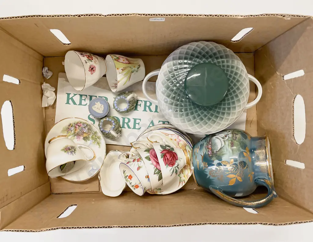Box of Assorted China Image 1++