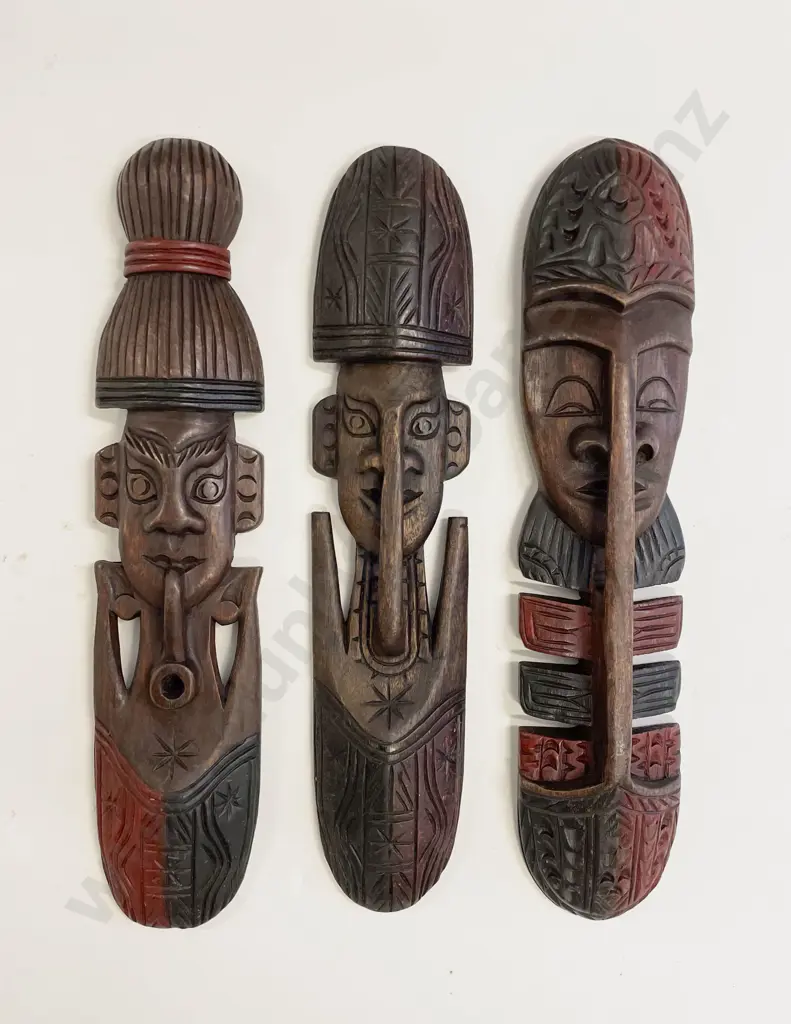 Three Carved Tourist Ware Wall Hangings Image 1++