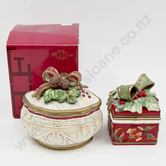 Two Pieces of Fitz & Floyd Christmas Themed Ceramics