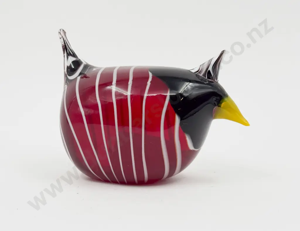 Unsigned Art Glass Bird Image 1++
