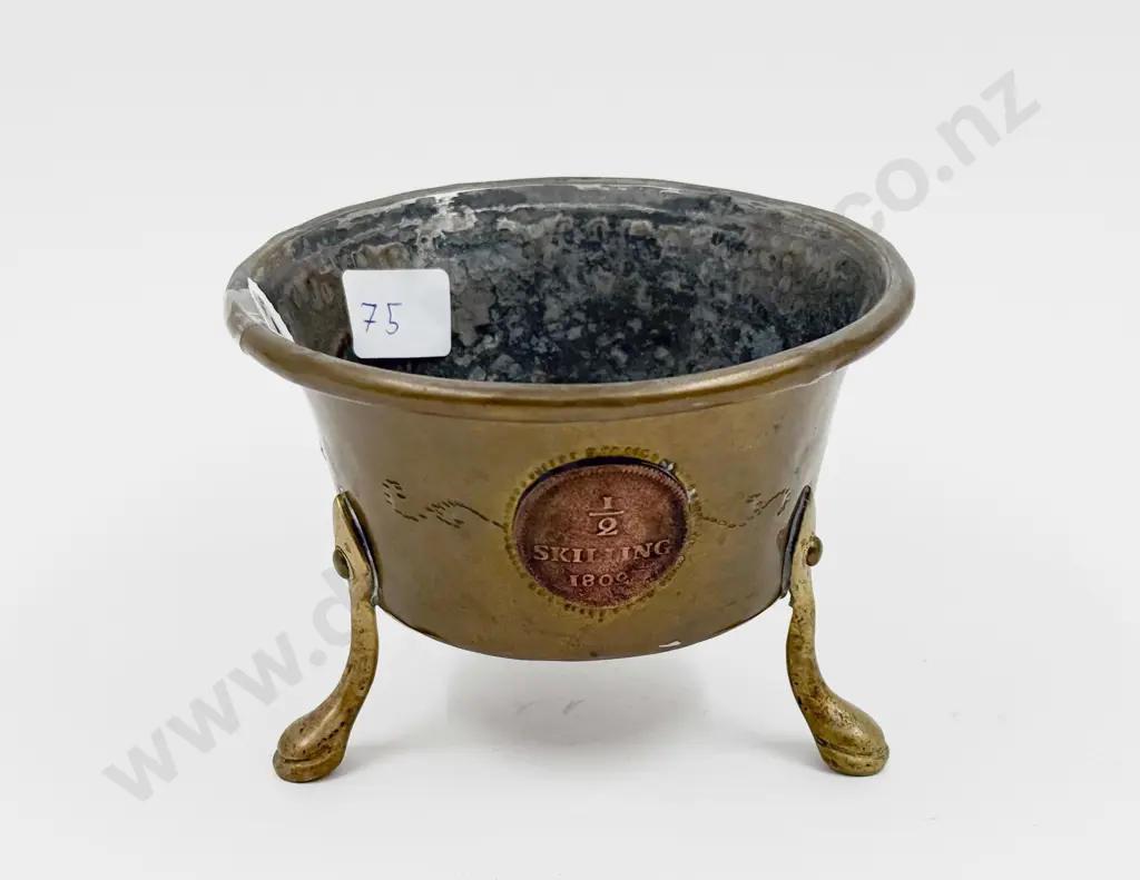 Rich Ringstrom Brass Footed Shilling Decorated Bowl Image 1++