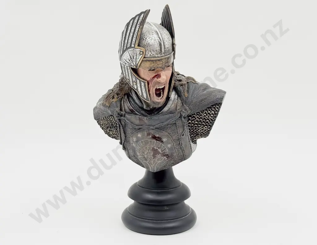 Lord of the Rings Bust "Nunenorean Infantry Man" Image 1++