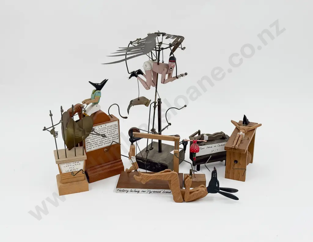 Quantity of The Fourteen Balls Toy Co. Hand Crank Automata (Faults) Image 1++