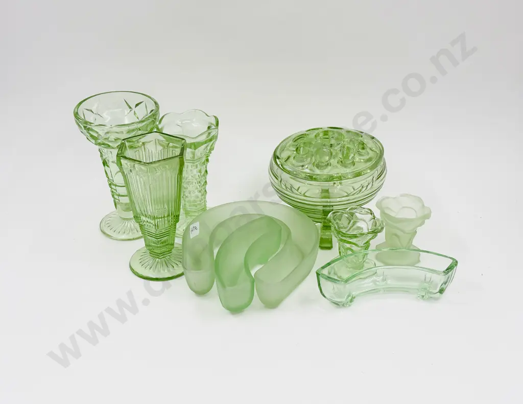 Box of Assorted Pressed Glass Ware Image 1++