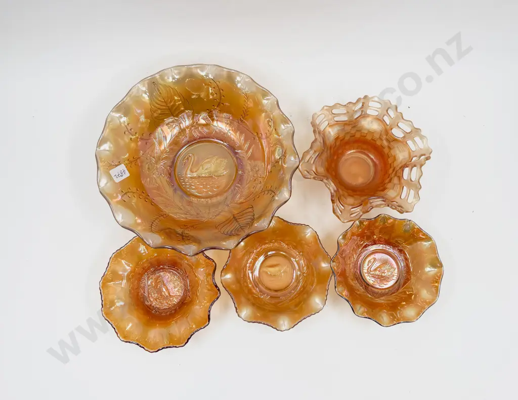 Five Pieces of Assorted Carnival Glass Image 1++