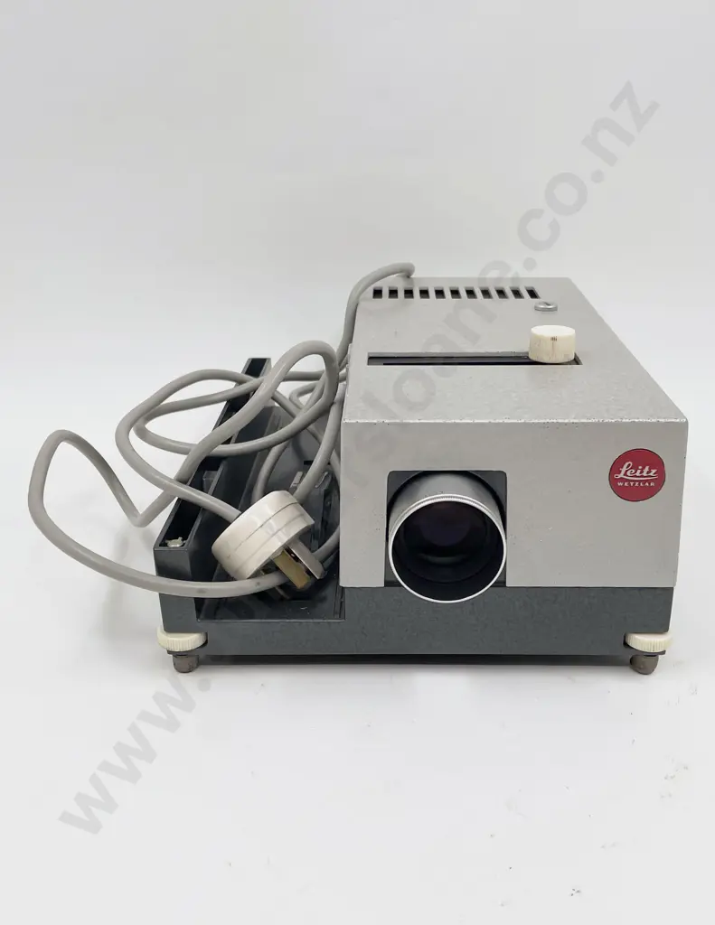 Vintage Slide Projector together with Tripod & Slide Case Image 1++