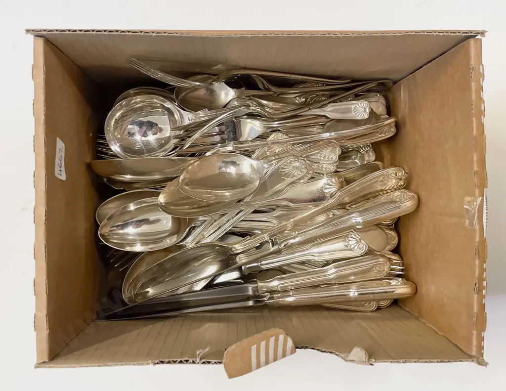 Quantity of Assorted Kings Pattern Cutlery Image 1++