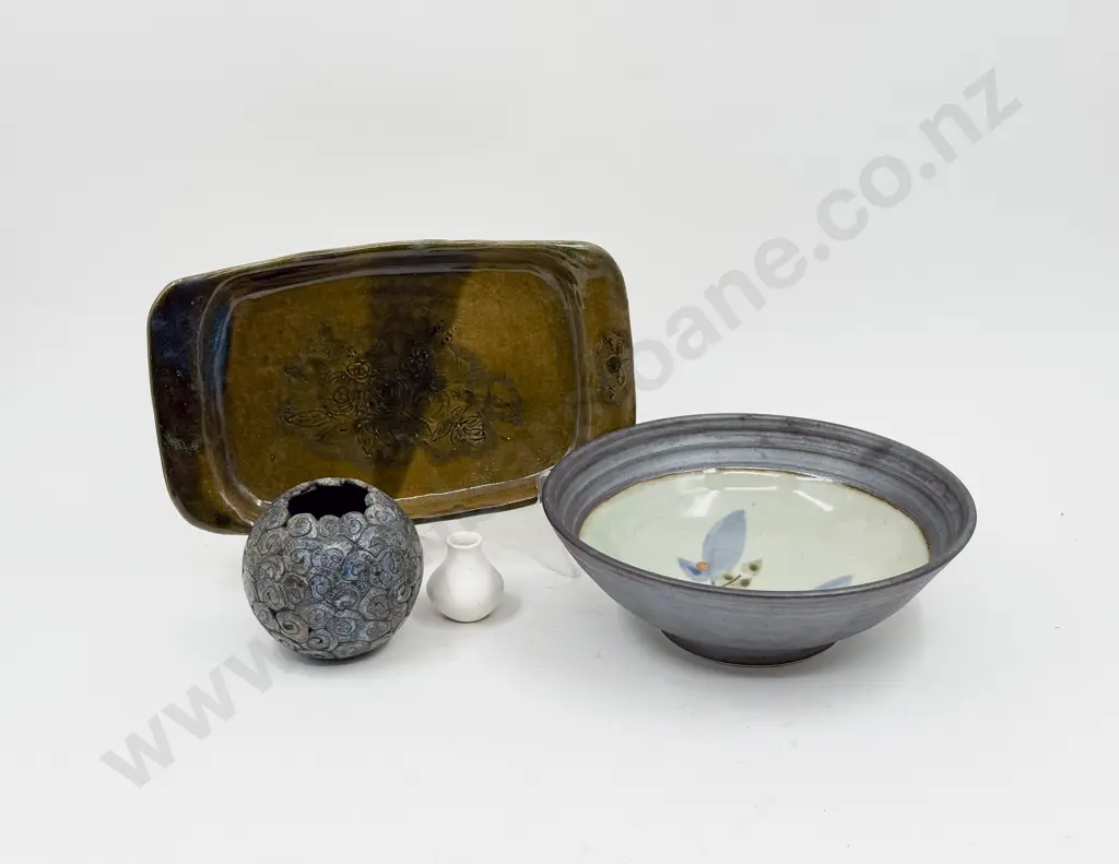 Paul Winspear Pedestal Bowl together with Miniature Crown Lynn Vase & Two Others Image 1++