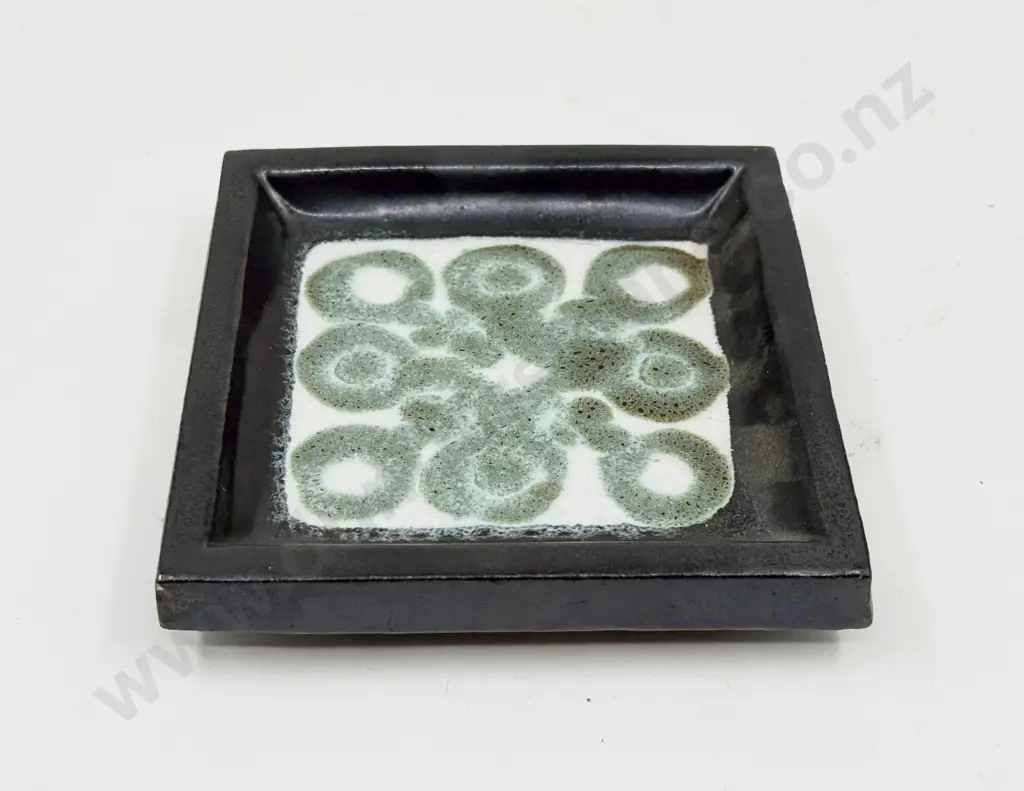 Kenneth Clark Square Pottery Dish Image 1++