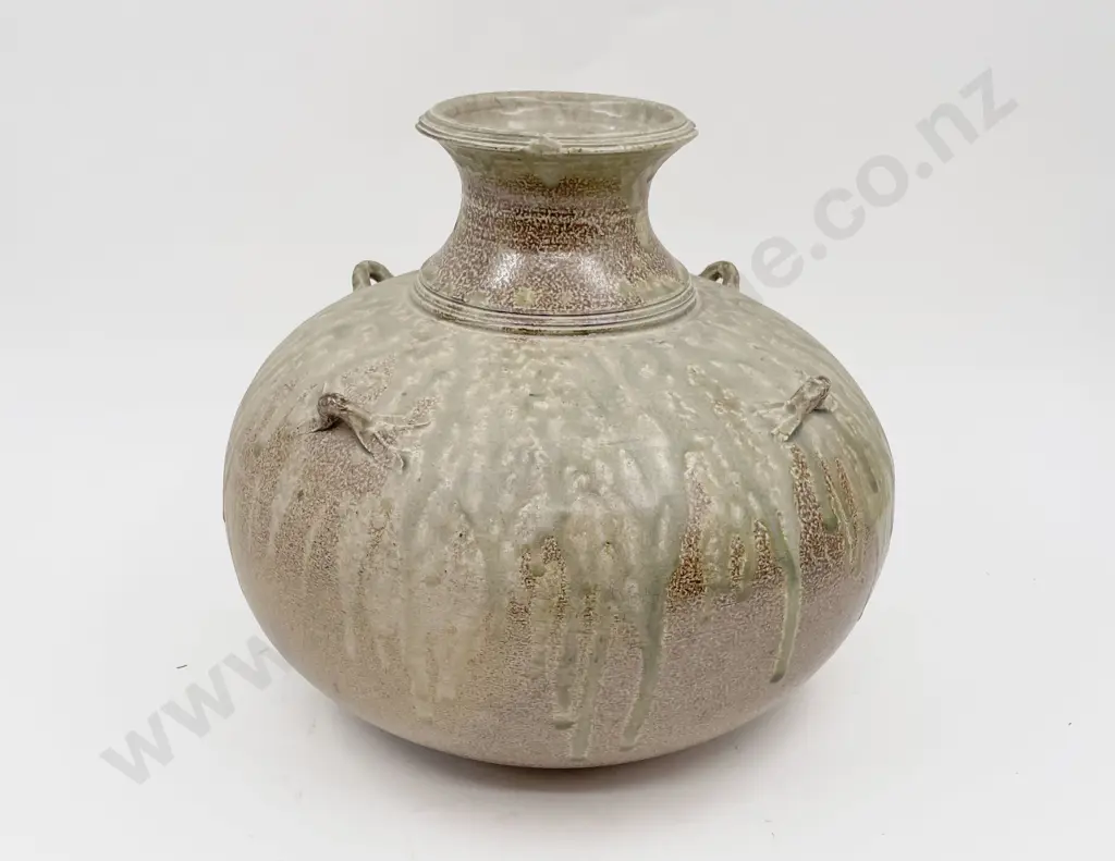 Mal Sole Salt Glaze Vase Image 1++
