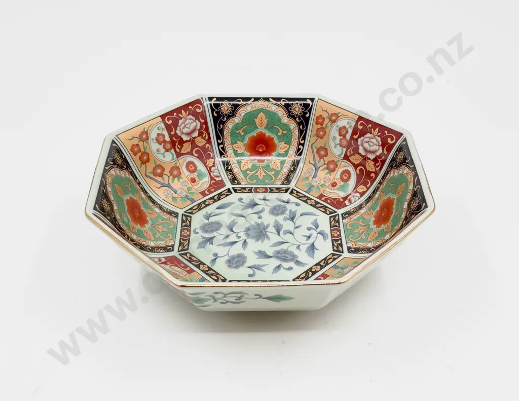 Chinese Octagonal Decorative Bowl Image 1++