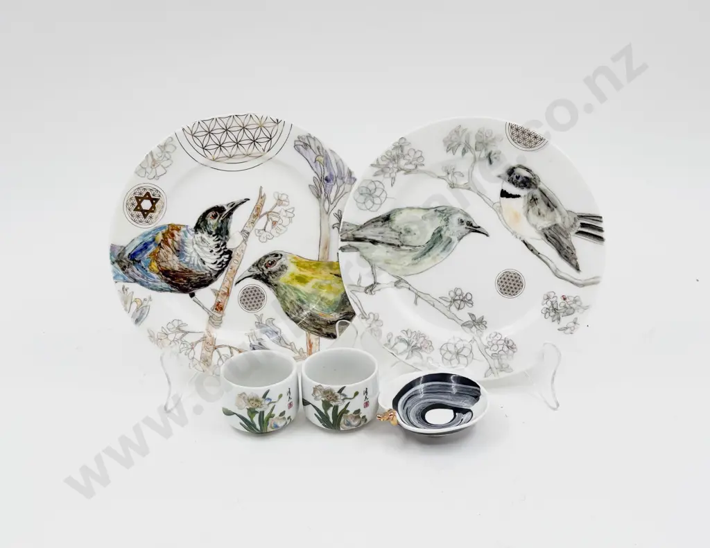 Small Quantity of Assorted Ceramics Image 1++
